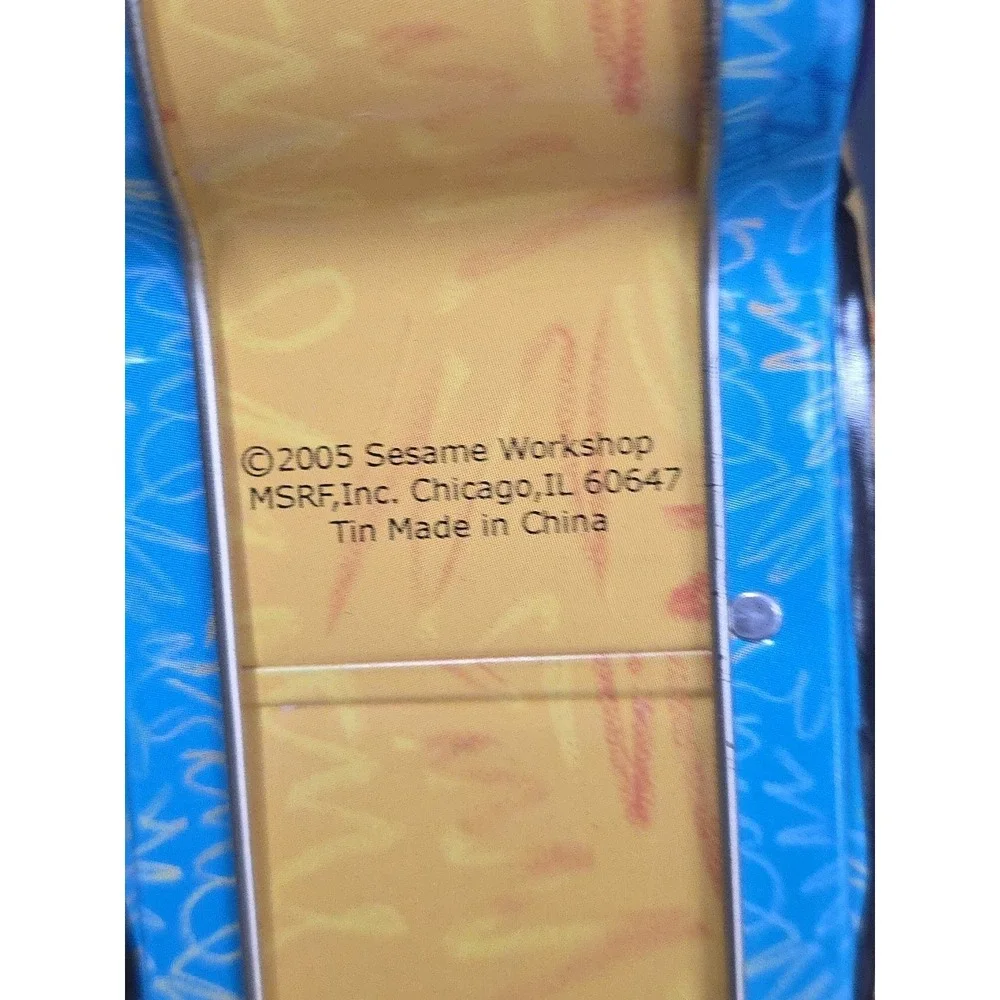 2005 Sesame Street Workshop School Bus‎ Shaped Metal Tin Lunch Box Small
